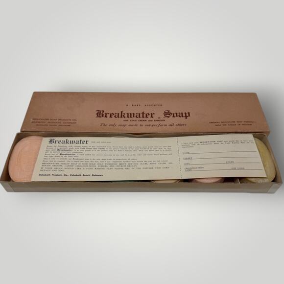 Vtg 1940s Breakwater Soap Cold Cream and Lanolin Soap Bar Set 6 Full Size - Picture 3 of 9